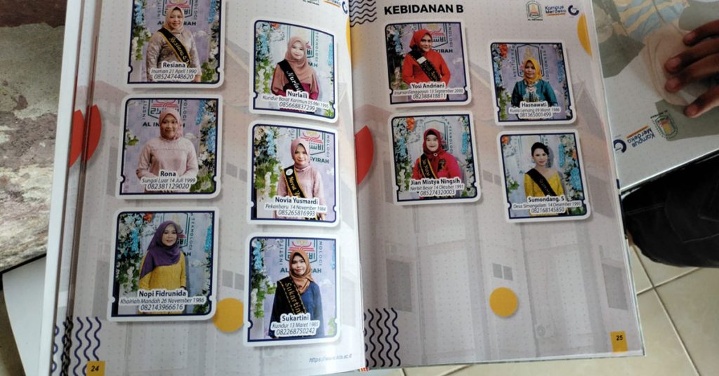 cetak buku wisuda