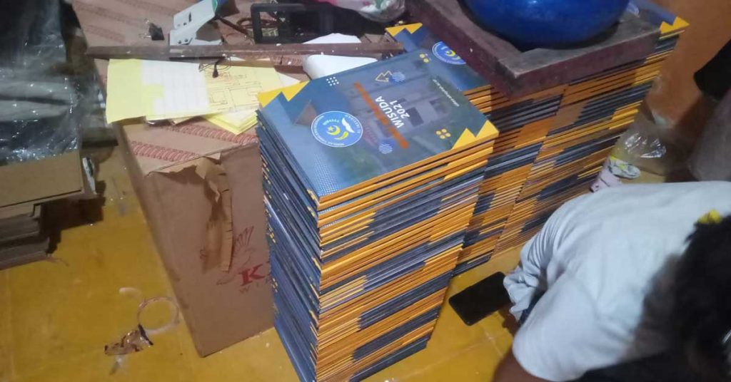 cara order buku tahunan